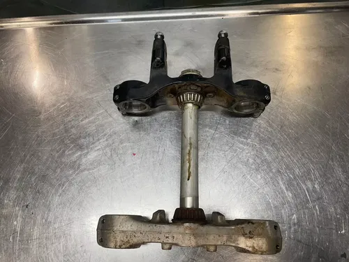 1984 Honda XR350R XR350 Triple Tree Steering Stem Clamps
