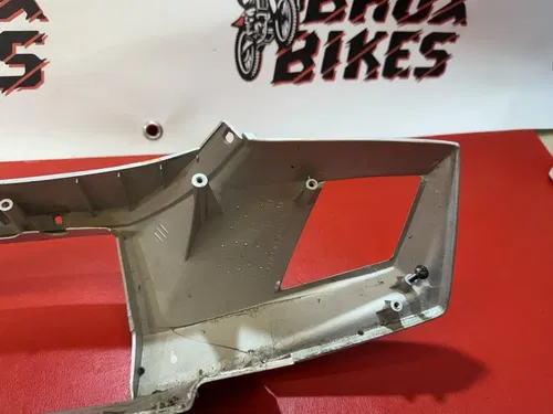 1985-2007 HONDA ELITE 80 CH80 CH COVER 53204-GE1-670ZC Silver