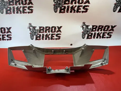 1985-2007 HONDA ELITE 80 CH80 CH COVER 53204-GE1-670ZC Silver