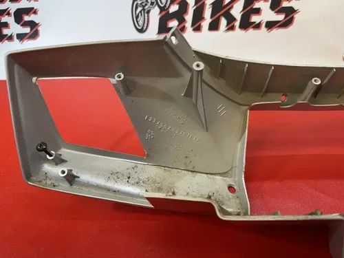 1985-2007 HONDA ELITE 80 CH80 CH COVER 53204-GE1-670ZC Silver
