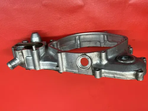 1994 Honda CR250R CR250 CR 250 250R Inner Clutch Cover Right Case Water Pump