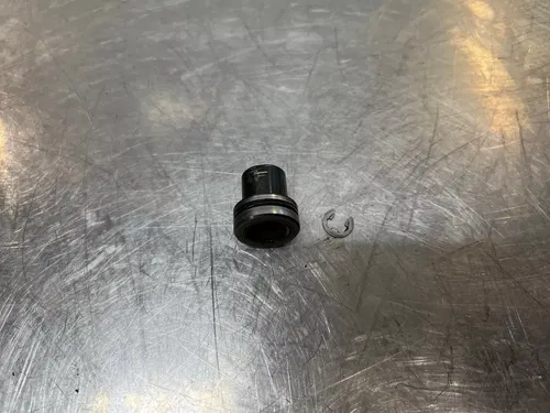 1990 Kawasaki KDX200 1989-1994 Power Valve Collar Guide