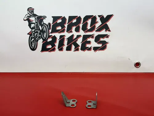 1986 Yamaha XT350 XT 350 Fork Reflector Bracket Brackets