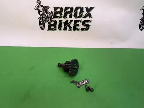 1989 KAWASAKI KX80 KICKSTART KICK START SHAFT W GEAR