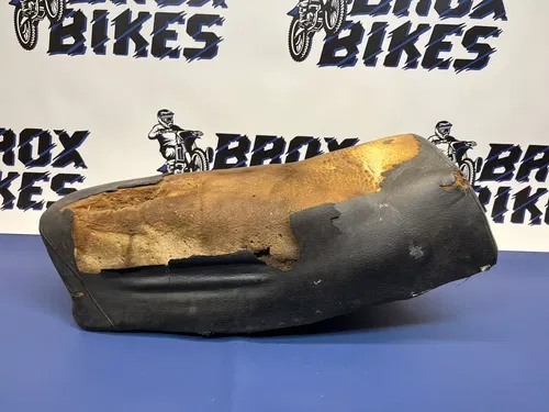 1977 Yamaha IT175 IT 175 Seat Pan Foam