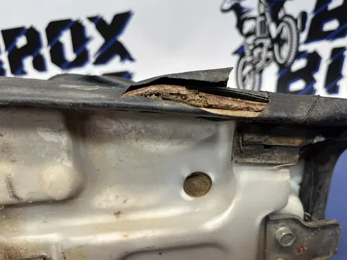 1977 Yamaha IT175 IT 175 Seat Pan Foam