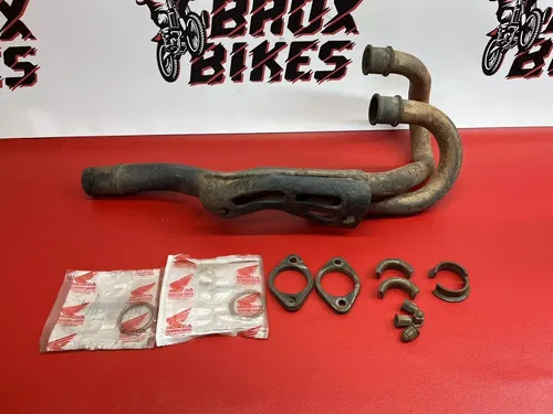 1988 Honda XR250R XR250 XR 250 Exhaust Header and Heat Shield