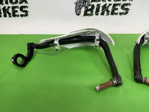 2011 Kawasaki KX250F KX 250F Acerbis Hand guards Bark Busters White