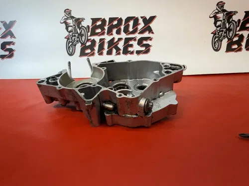 1990 Yamaha YZ80 YZ 80 86-92 Right Side Engine Crankcase Case Half RS