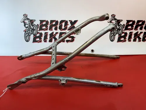 98 Honda CR 80 R Rear Subframe 50140-GBF-830ZA 1996-2002 C12