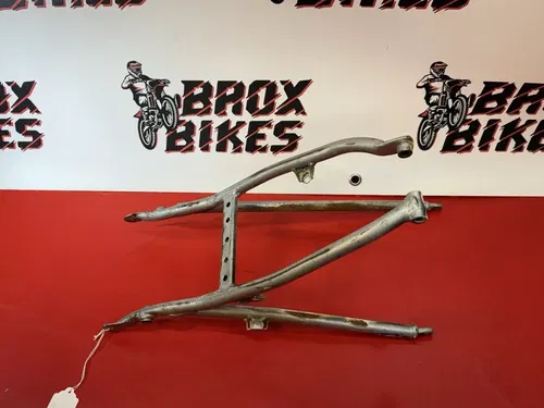 98 Honda CR 80 R Rear Subframe 50140-GBF-830ZA 1996-2002 C12