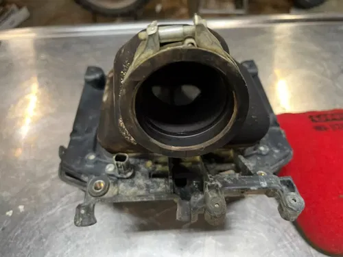 2014 Yamaha YZ450f YZ 450 Air Box Cleaner Filter Duct