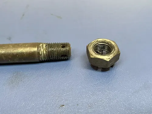 1977 1978 Yamaha IT175 IT 175 Front Wheel Axle