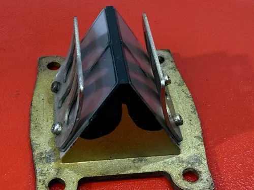 1990 Yamaha YZ80 YZ 80 86-92 Reed Cage Block Valve Reeds
