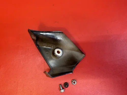 Honda Right Hand Foot Peg Cover Rest Black Elite 80 CH80 50619-GV4-900ZB CH