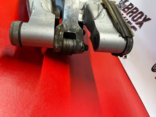 1985 Yamaha YZ250 YZ 250 Swingarm Swing Arm and Rear Suspension Linkage