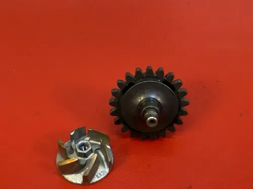 1991 Honda CR250R CR250 CR 250 250R Water Pump Impeller And Shaft