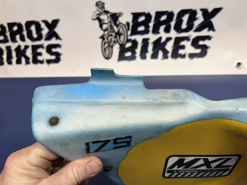 1977 Yamaha IT175 IT 175 Left Side Plastic Cover LS