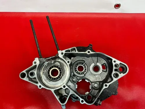 1985 Yamaha YZ80 YZ 80 Right Side Crankcase Engine Case Half