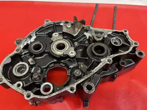 1985 Yamaha YZ80 YZ 80 Right Side Crankcase Engine Case Half