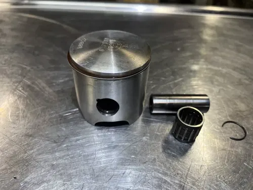 1981 Yamaha YZ125 YZ 125 Piston