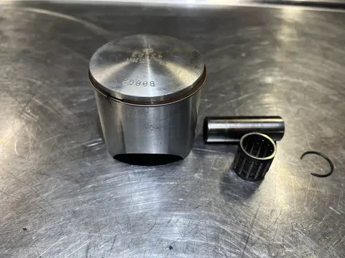 1981 Yamaha YZ125 YZ 125 Piston