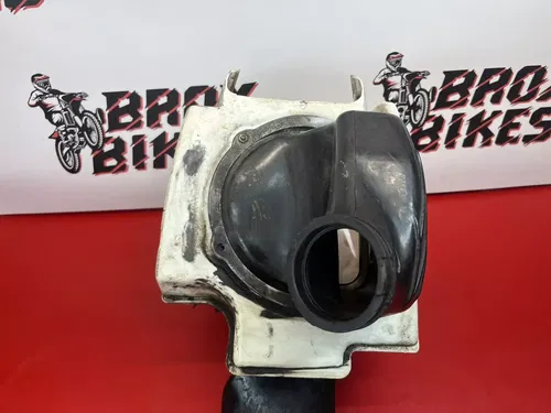 1993 Honda CR125 CR125R CR 125 125R Airbox Air Box Filter 1994