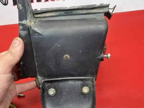 1990 Honda XR100R XR100 XR 100 Air Box Filter Intake Snorkel XR80 Mud Flap Guard