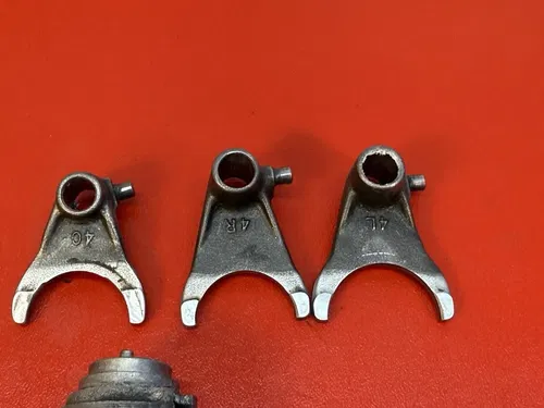 1989 - 1991 HONDA CR250 CR250R OEM SHIFT FORKS SHIFT DRUM