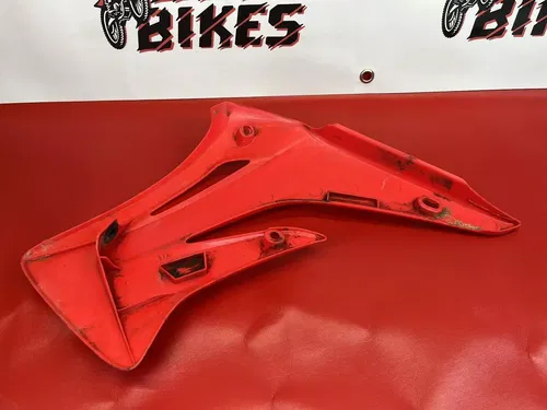 2005 Honda CR85R CR85 CR 85 85R Right Side Radiator Shroud Plastic Plastics