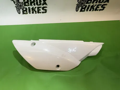 2023 Kawasaki KLX110R KLX110 Right Side Cover Plastic Panel OEM