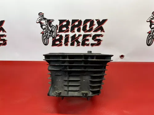 1982 Honda XL500R XL 500 XL 500R XL500 Cylinder Jug Engine