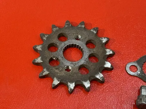 1998 Honda CR80R CR80 CR85 CR85R CR 80 85 Sprocket Drive Fixing Plate