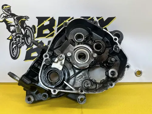 1982 1983 Yamaha YZ100 YZ 100 Left Side Crankcase Engine Case Half