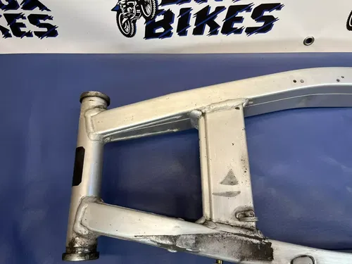 2002 Yamaha FZ1 01-05 Gen 1 Swingarm Swing Arm Fazer