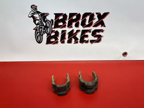 2002 Honda XR200 Fuel Gas Tank Rubber bumper