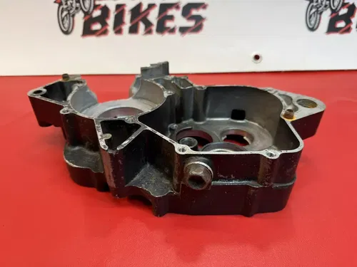 1990 Honda CR125R CR125 CR 125 125R Right Side Crankcase Engine Case Half