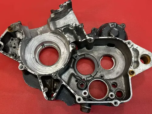 1990 Honda CR125R CR125 CR 125 125R Right Side Crankcase Engine Case Half