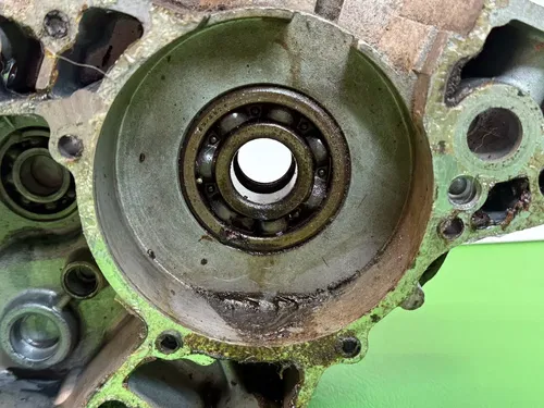 1992 Kawasaki KX125 KX 125 Left Side Crankcase Engine Case Half LS