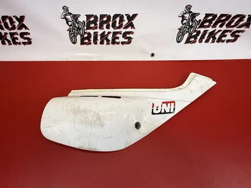 1996 Honda XR600R XR 600R Right Side Cover Fairing Plastic Panel Plate