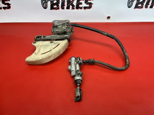 2005 Honda CRF450R CRF450 CRF 450 450R Rear Brake Caliper Master Cylinder