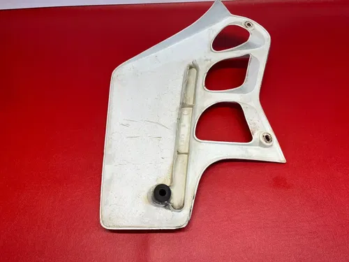 1991 Honda CR500R CR500 Right Side Radiator Shroud Shrouds Plastics