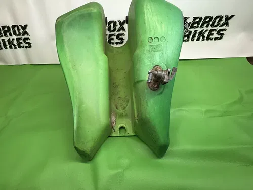 1986 87 88 Kawasaki KDX200 KDX 200 Fuel Gas Tank