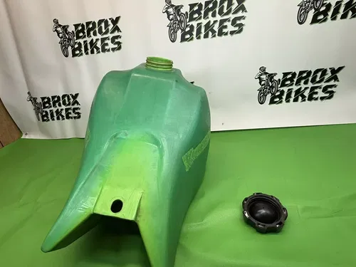1986 87 88 Kawasaki KDX200 KDX 200 Fuel Gas Tank