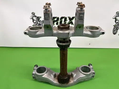 1994 Kawasaki KX80 KX 80 Triple Tree Steering Stem Clamp