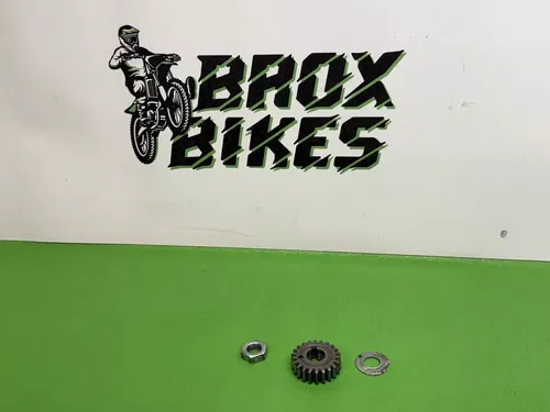 1994 Kawasaki KX60 KX 60 Primary Water Pump Gear and Retainer