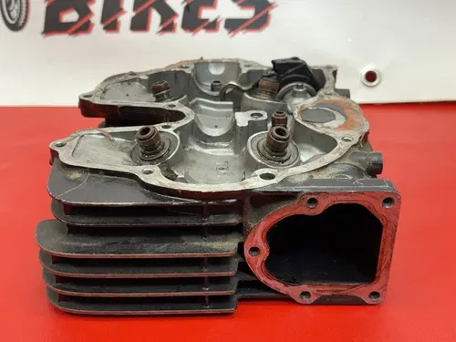 1984 84 HONDA XL600R XL 600R XL 600 ENGINE CYLINDER HEAD
