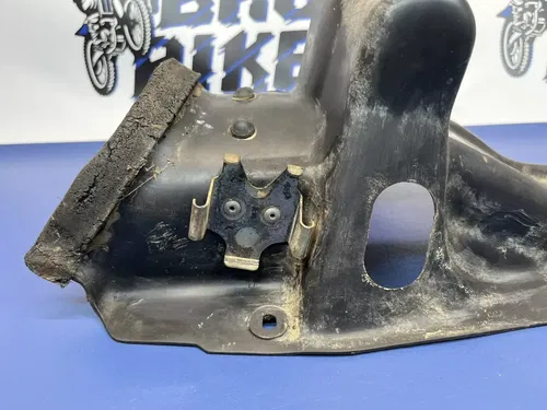 1980 Yamaha IT125 IT 125 Rear Wheel Mud Guard