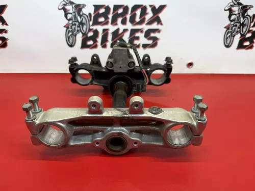 1986 Yamaha XT350 XT 350 Triple Tree Steering Stem Clamps