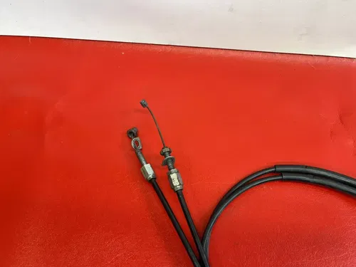 2005 04-14  Honda CRF450R CRF 450R Throttle And Cable Cables